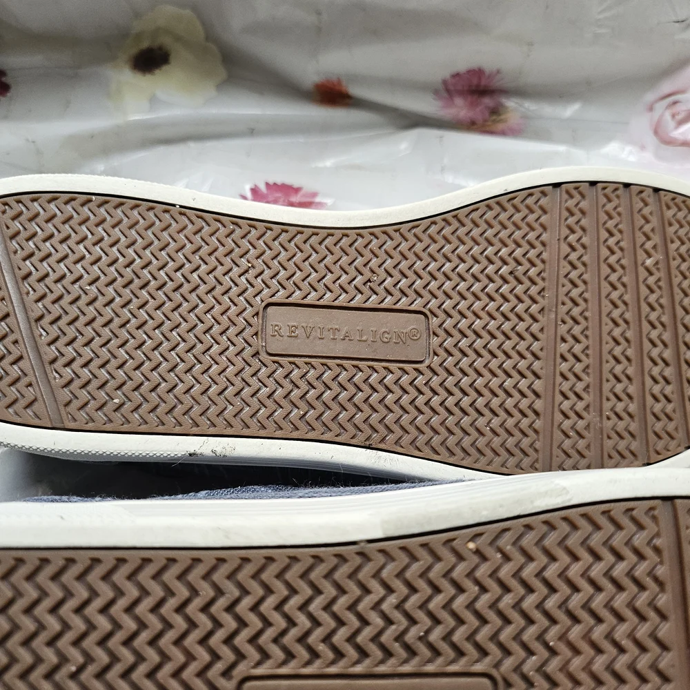 REVITALIGN Orthotic Canvas Slip-On Sneakers- Santa Margarita - Picture 7 of 7